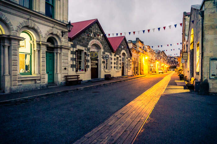 Strong Contrast Lightroom Presets Photographer